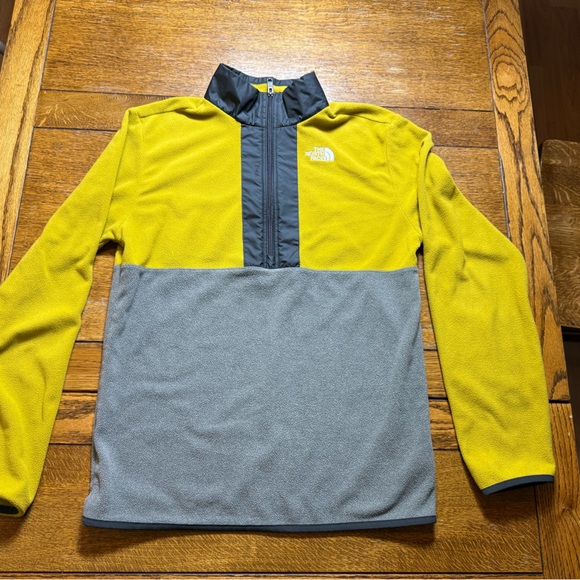 The North Face Other - The North Face, Pullover Fleece 3/4 zip
